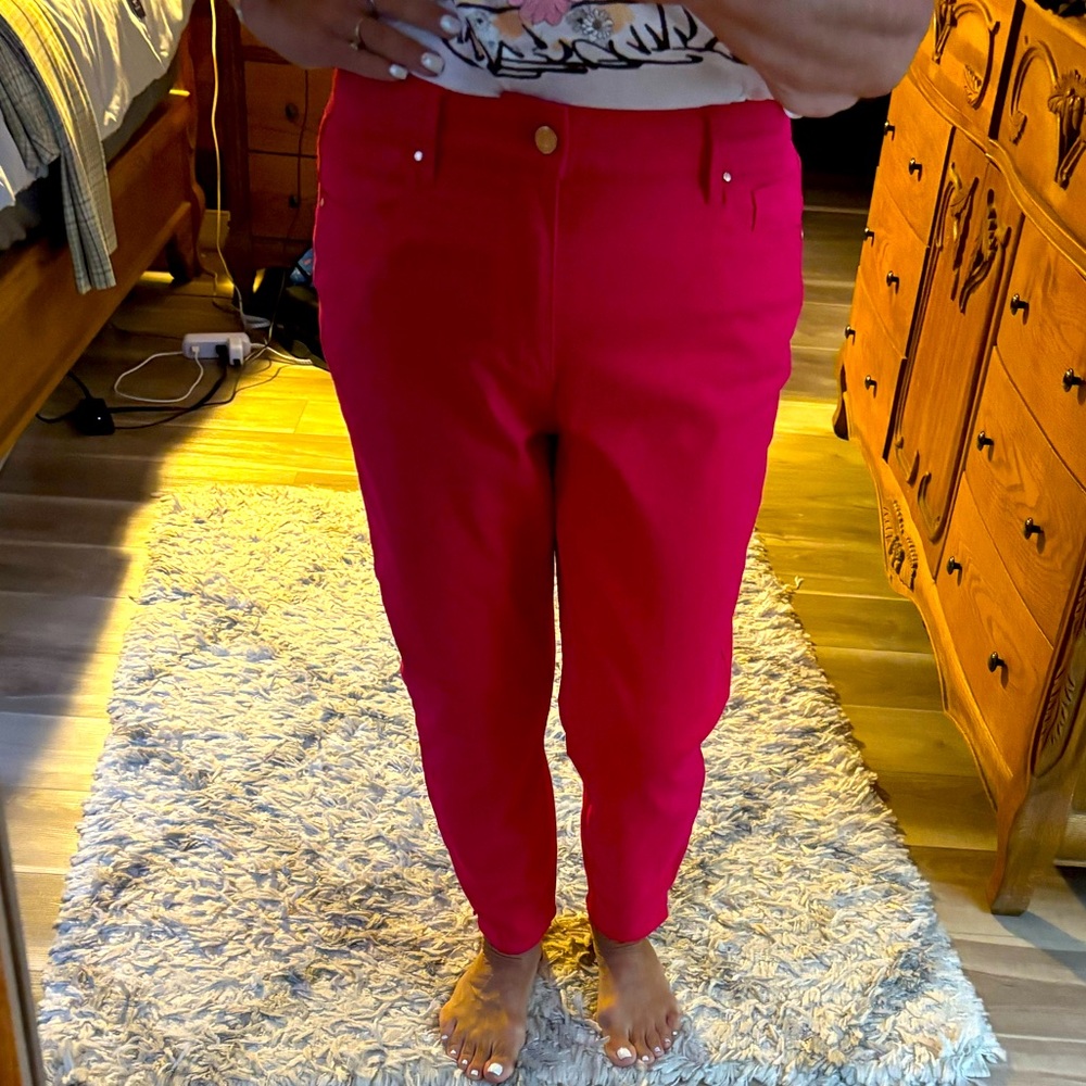 White House Black Market  Pink Skinny Women's Jeans. Size 12. Worn once.